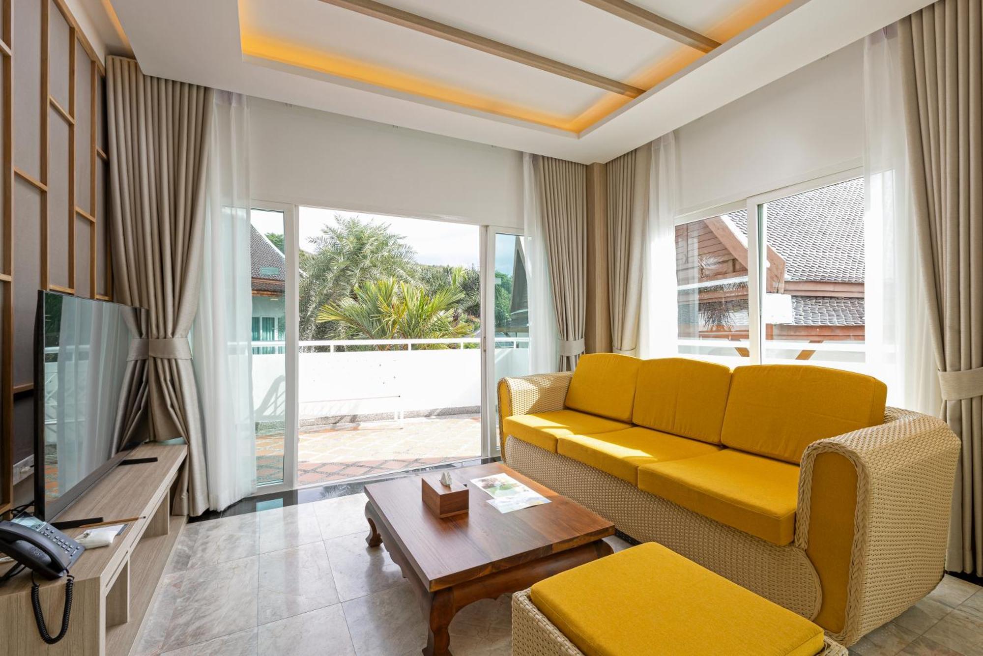 Phunawa Resort Phuket Karon Beach - Sha Plus Exteriör bild