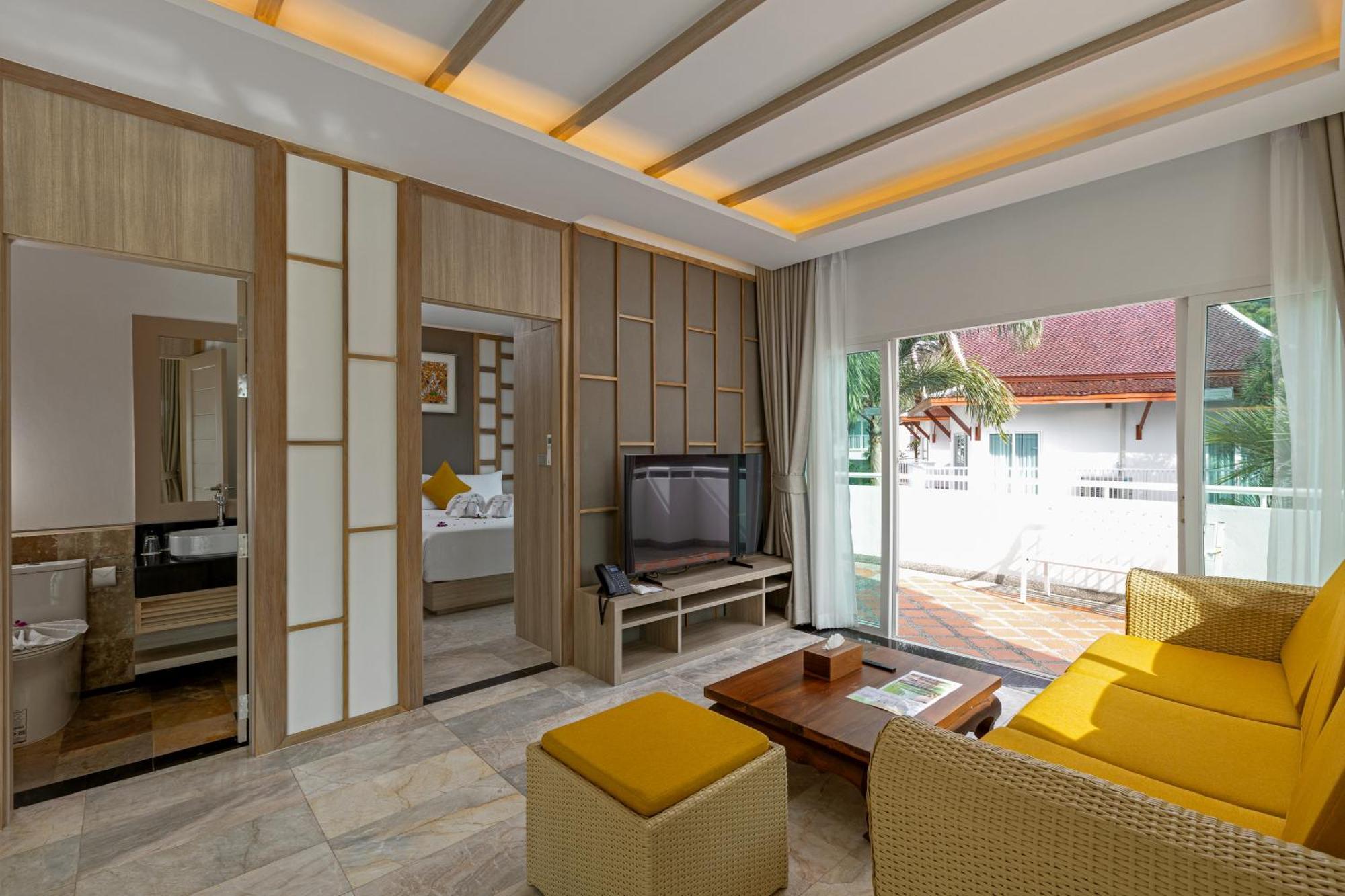 Phunawa Resort Phuket Karon Beach - Sha Plus Exteriör bild